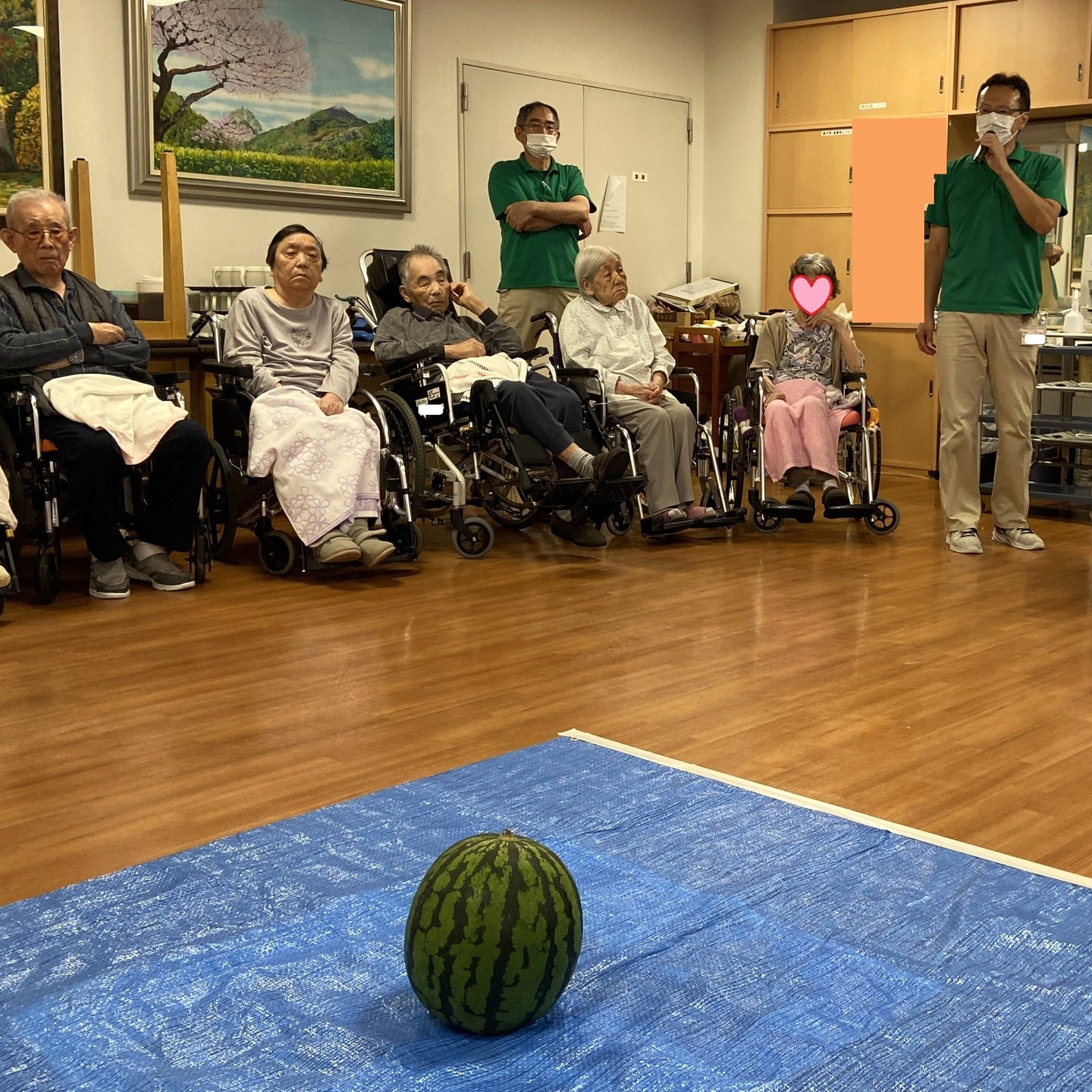 解禁だぁ～！！すいか割りだよ🍉