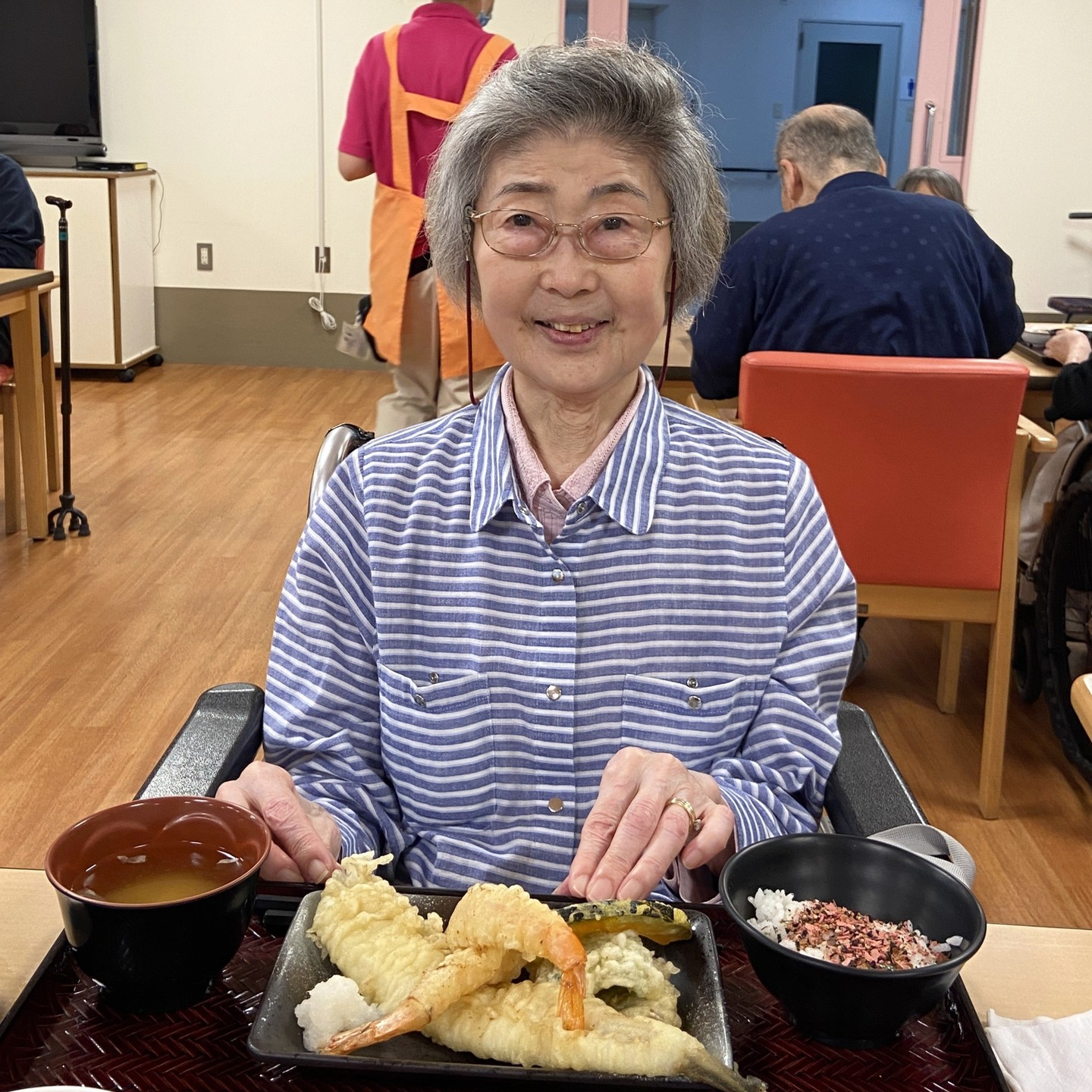 みんな楽しみ特別食～♬