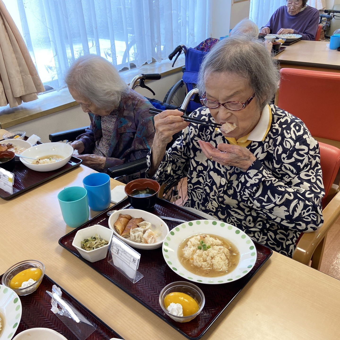 【お楽しみ献立】