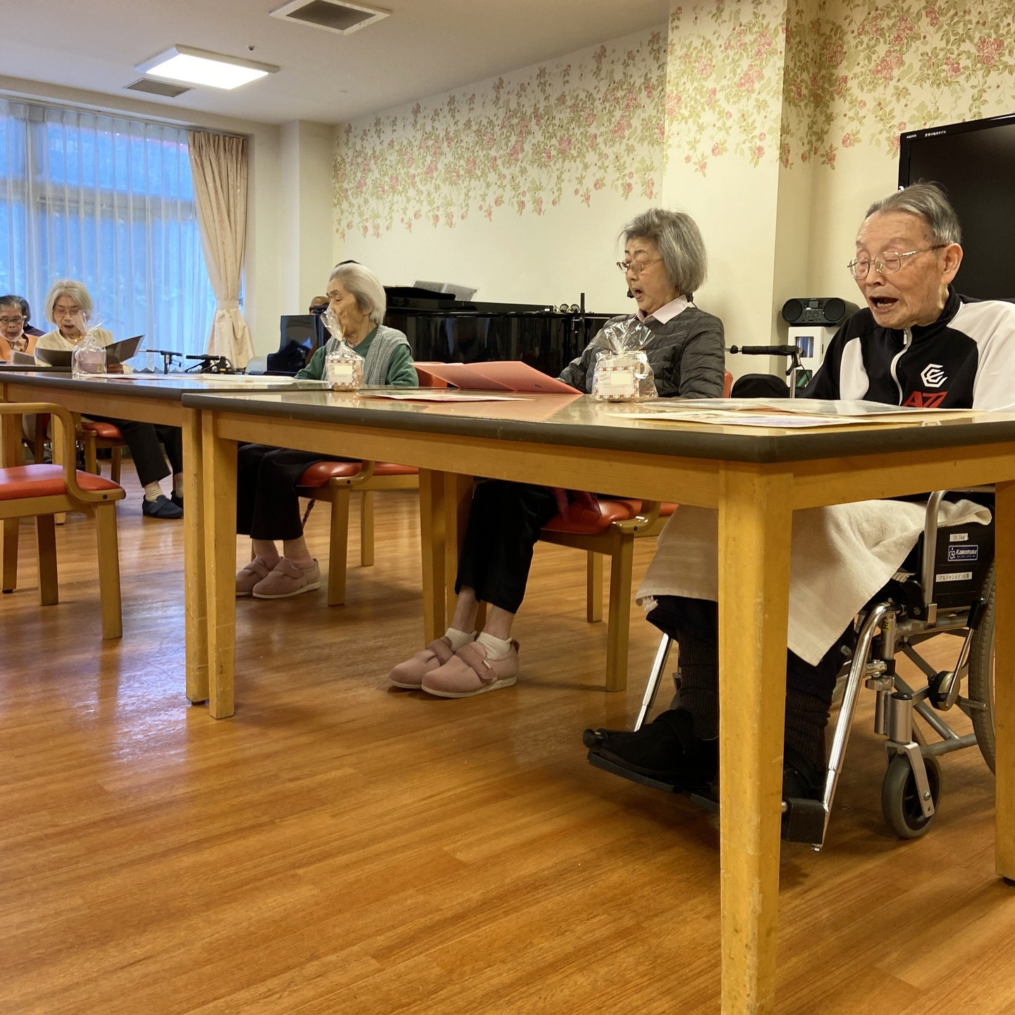 【4月　お誕生日】