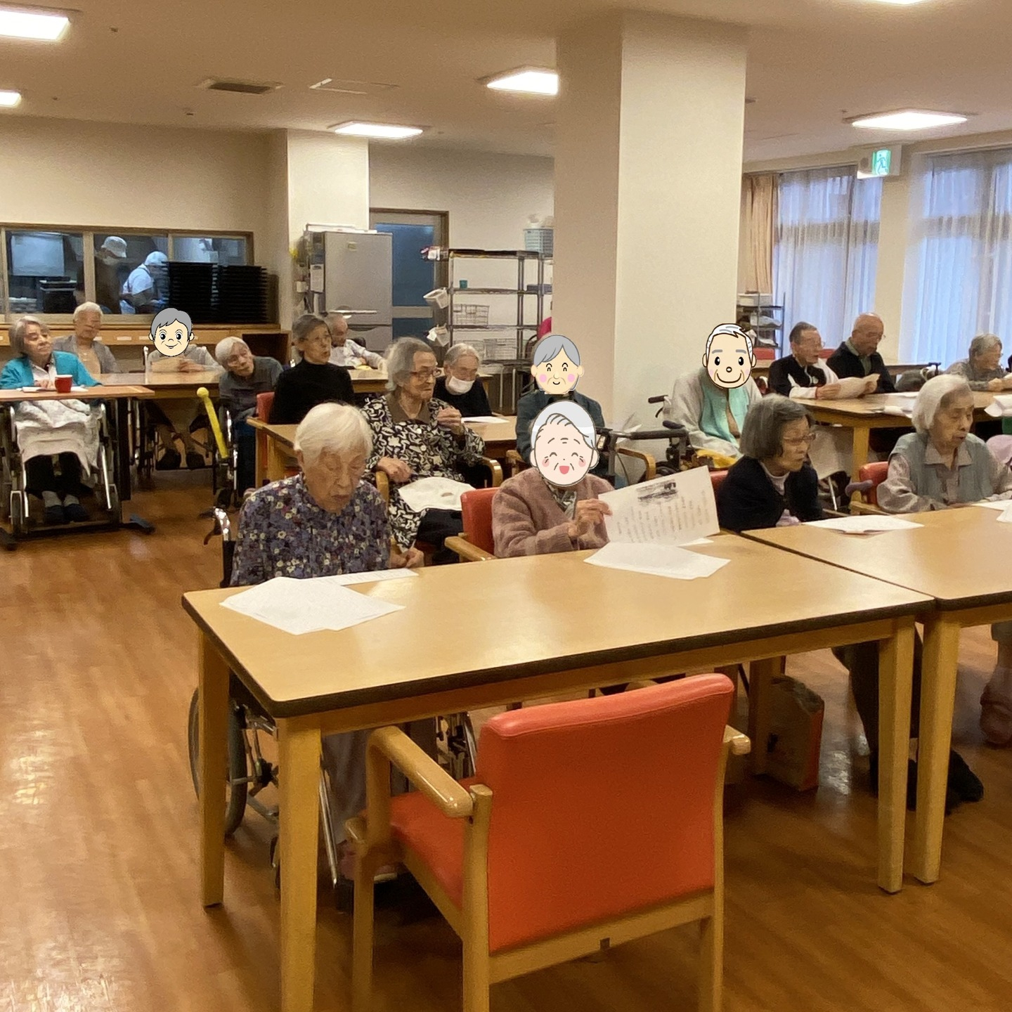 【歌　スタッフレク】