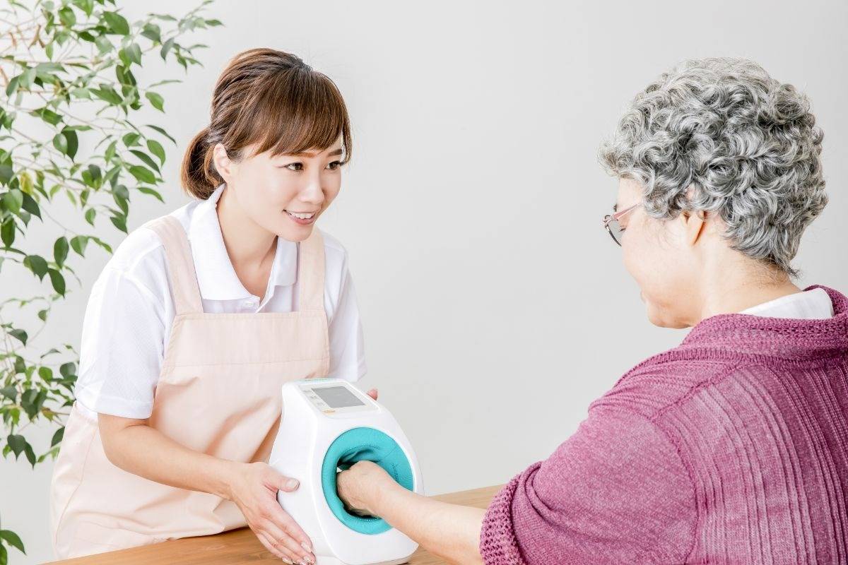 八王子みなみ野駅で失敗しない老人ホーム選び方