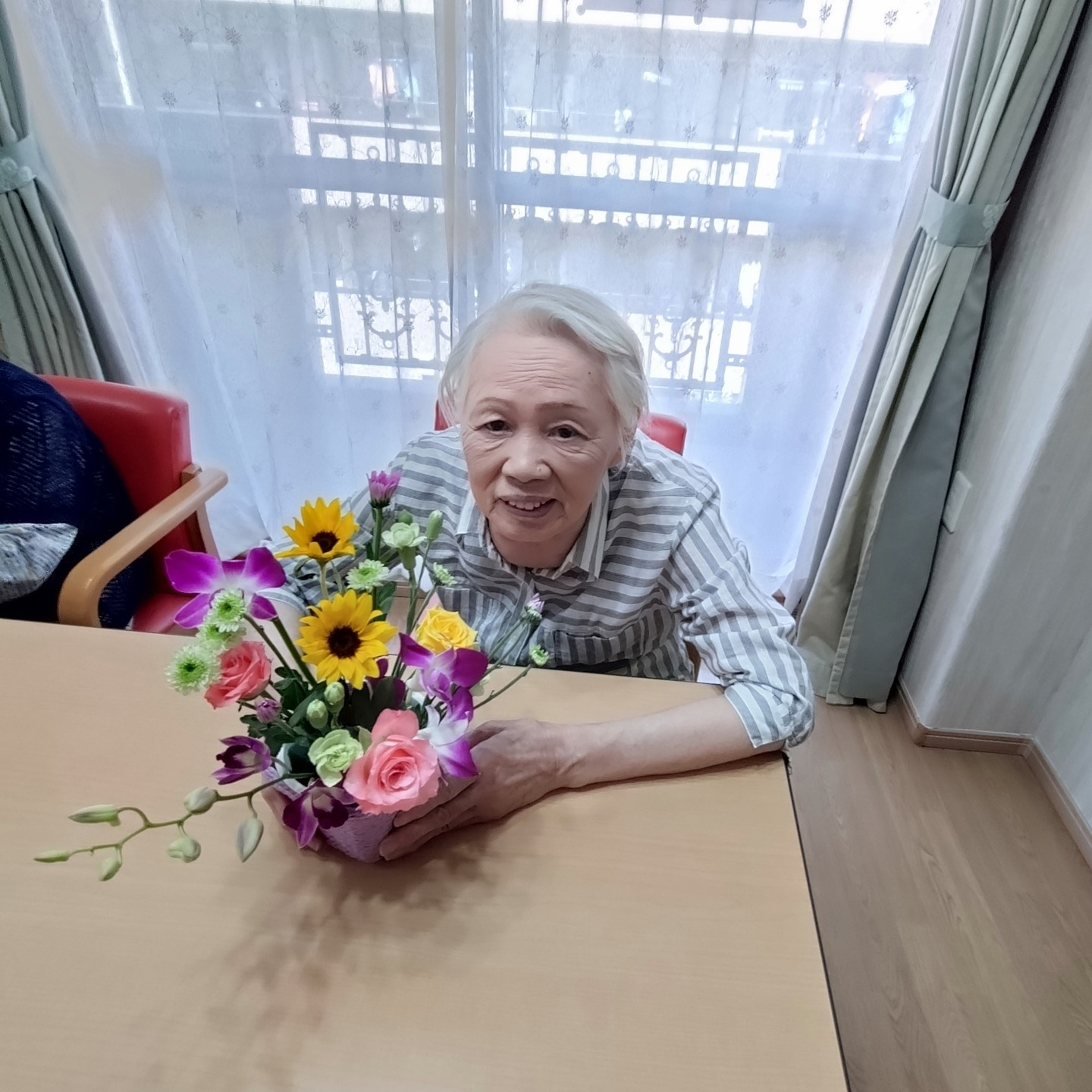 【フラワーアレンジメント💐８月】