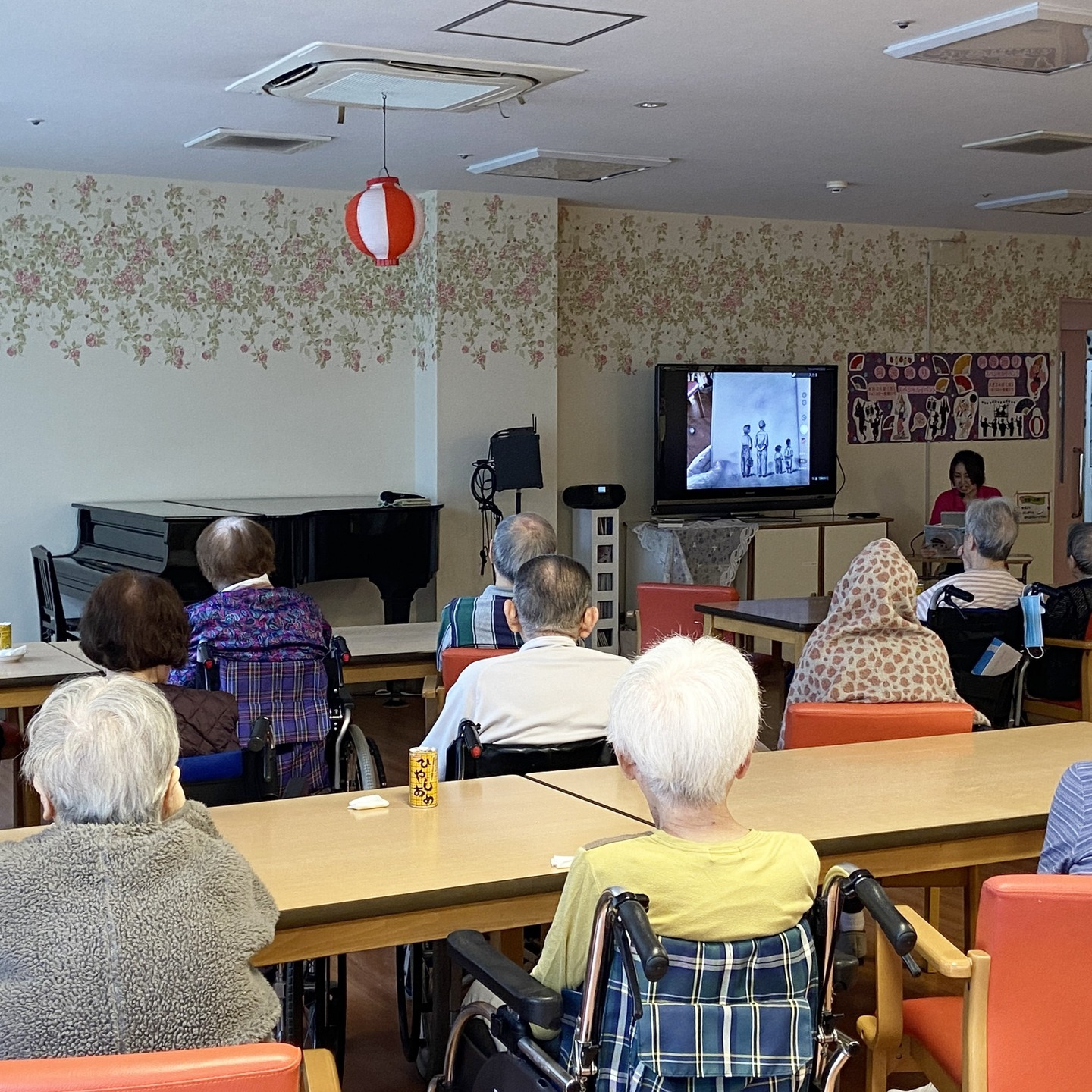 【朗読会　８月】