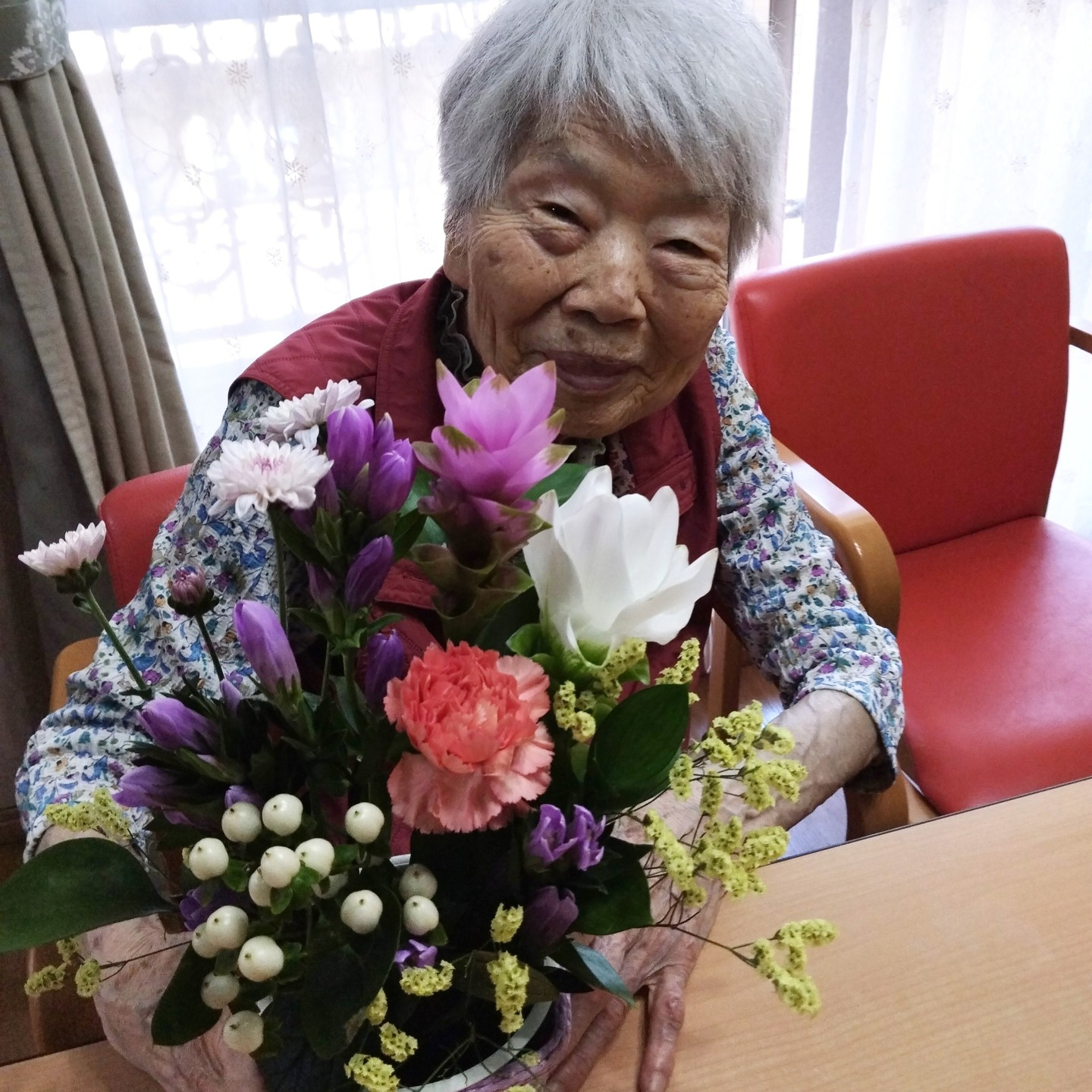 【フラワーアレンジメント💐】