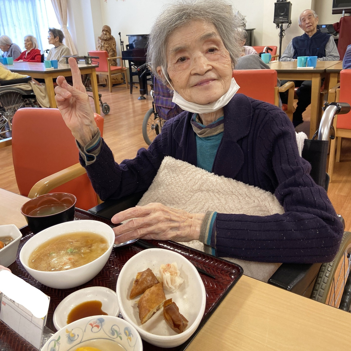 【お楽しみ昼食♬】