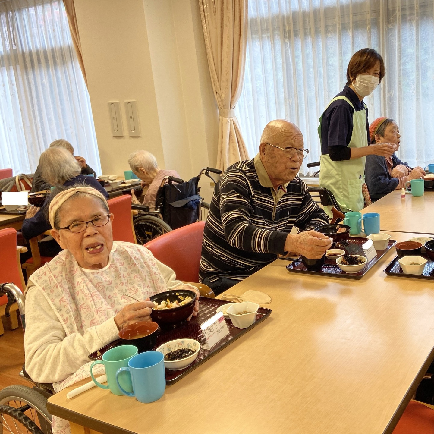【お楽しみ昼食♬】
